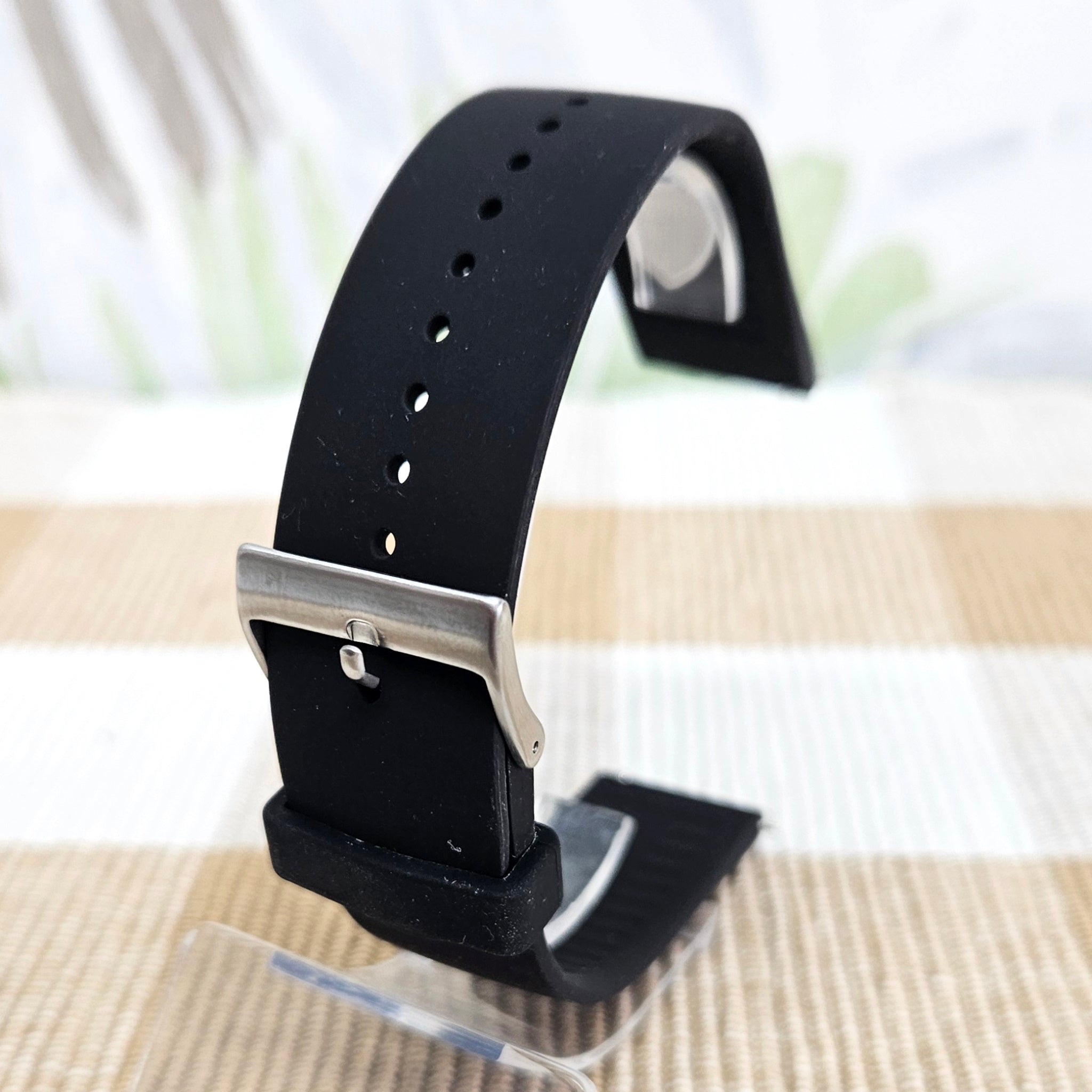 sleek smooth silicon straps $9.50 5 for $45 18 20 22mm